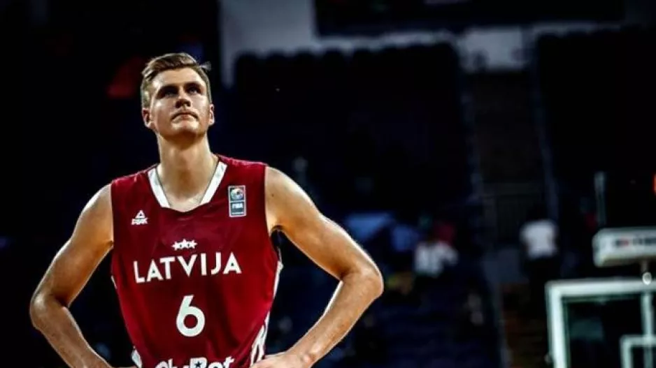 Λετονία: Αγωνία για Πορζίνγκις
