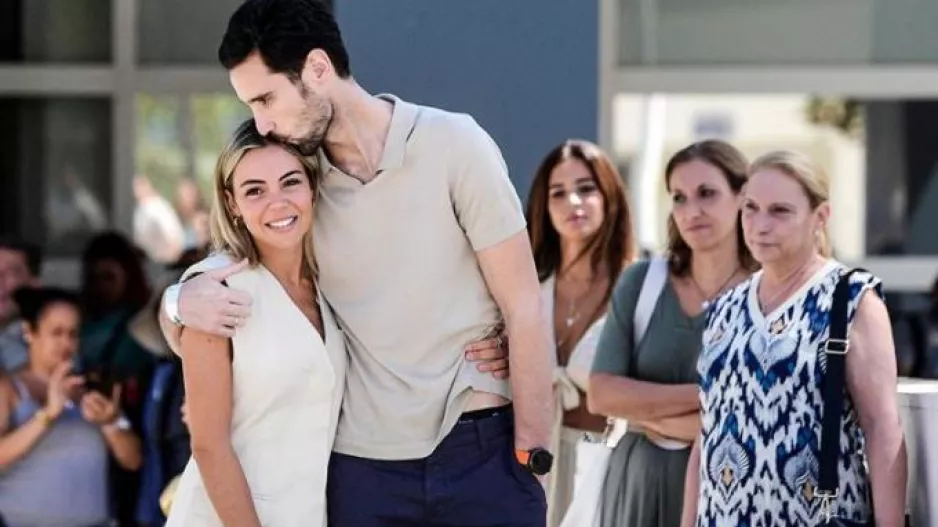 Συγκινητικές στιγμές: βγήκε νικητής από το νοσοκομείο ο Ρίκο