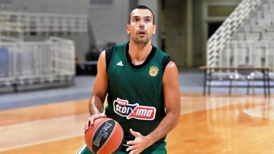 Σλούκας: "Ευχαριστώ τον κόσμο του Παναθηναϊκού για την εμπιστοσύνη"