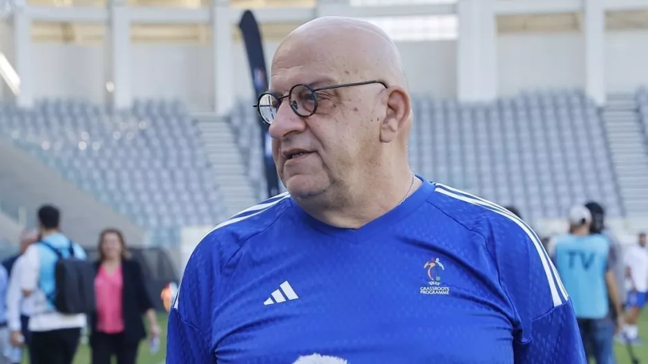 Η θέση της ΘΥΡΑΣ 3 για το... ασυμβίβαστο