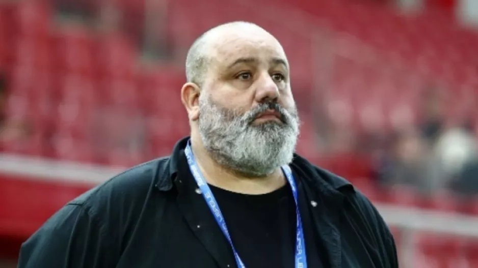 "Επίθεση" Καραπαπά: "Νομίζεις θα γίνει ντέρμπι με διαιτητή τον Σιδηρόπουλο; Γελιέσαι. Δεν θα γίνει"
