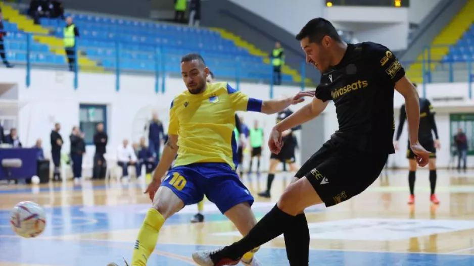 ΑΕΛ - ΑΠΟΕΛ ρίχνονται στη μάχη για το Super Cup στο Futsal