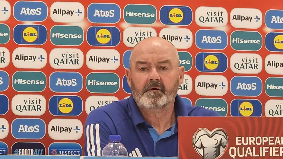 Steve Clarke (6-0)