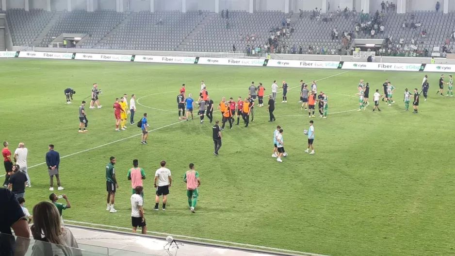 Άρης-Πάφος: Ντέρμπι όπως το περιμέναμε, τρομερός… Βανά και μοιρασιά (φώτος)
