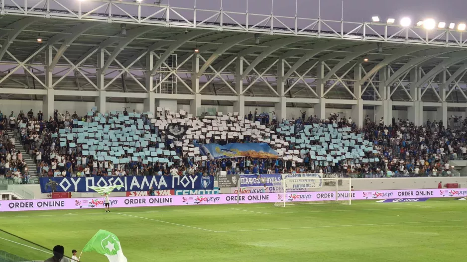 H υποδοχή της Θύρας 5 στους ποδοσφαιριστές (φώτος) 