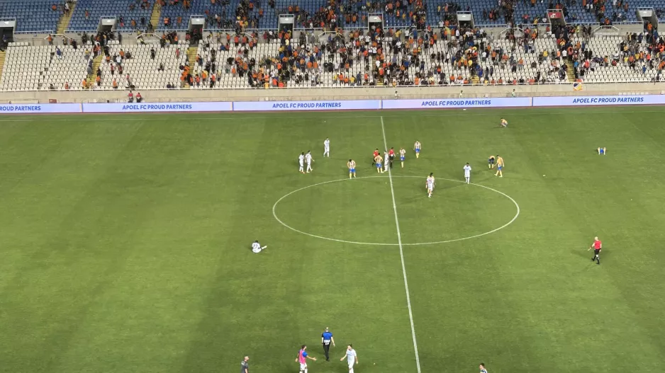 ΑΠΟΕΛ 1-1 Απόλλων: Πέτροβιτς και Νταρίκβα μοίρασαν... το ντέρμπι (φώτος)