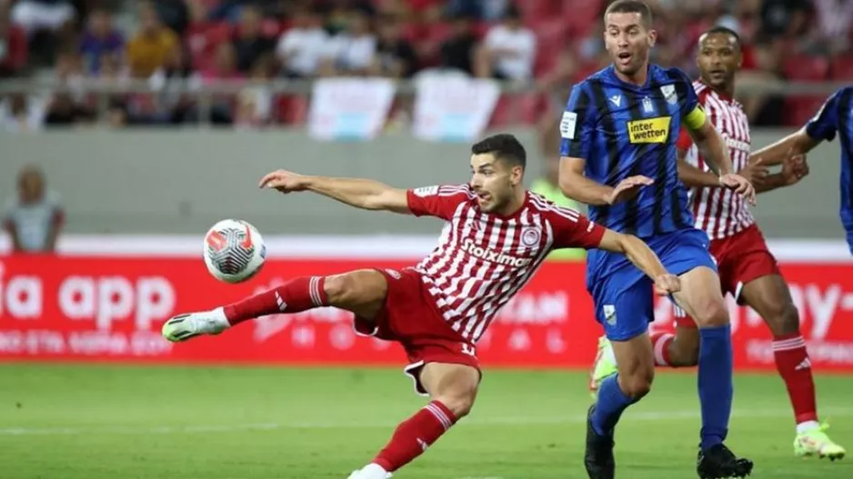 Παίκτης του μήνα στη Stoiximan Super League ο Μασούρας