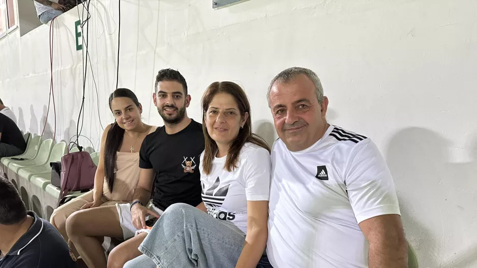 Από κοντά... η φαμίλια!