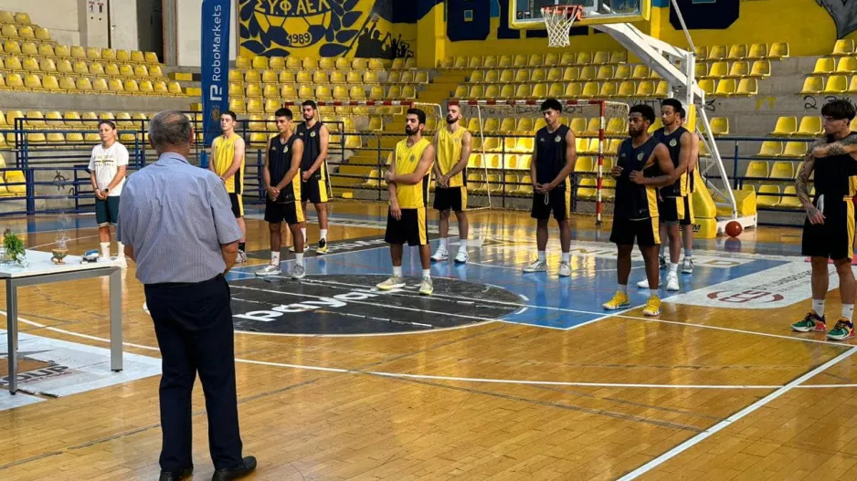Αγιασμός στην ΑΕΛ (φώτος)