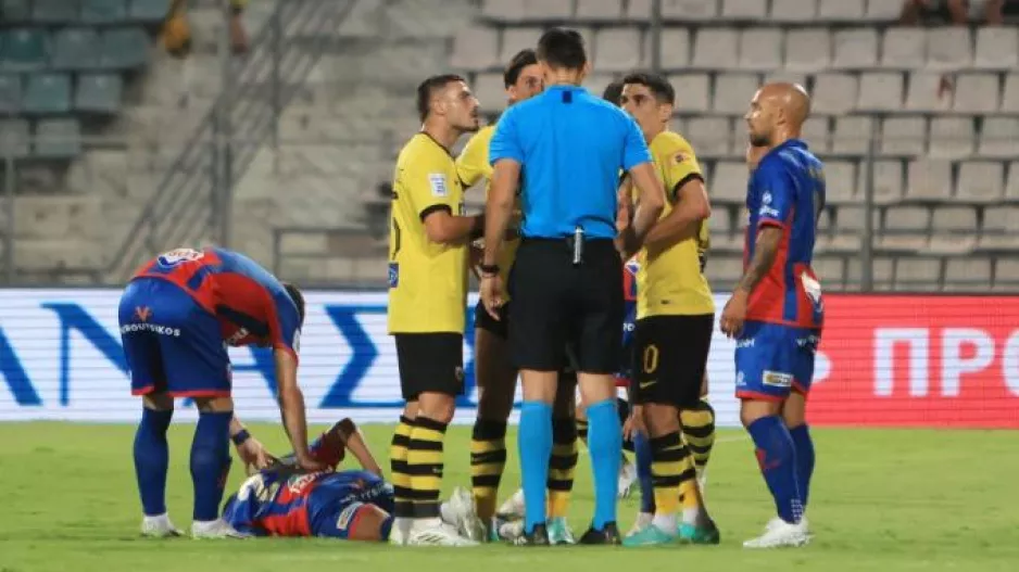 AEK: Με μία αγωνιστική τιμωρήθηκε ο Μάνταλος