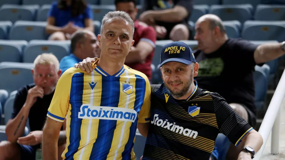 Πιστοί ΑΠΟΕΛίστες... 