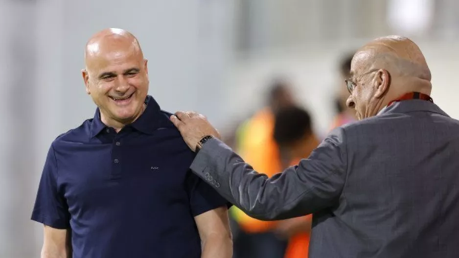 Koντά 6 χιλιάδες!