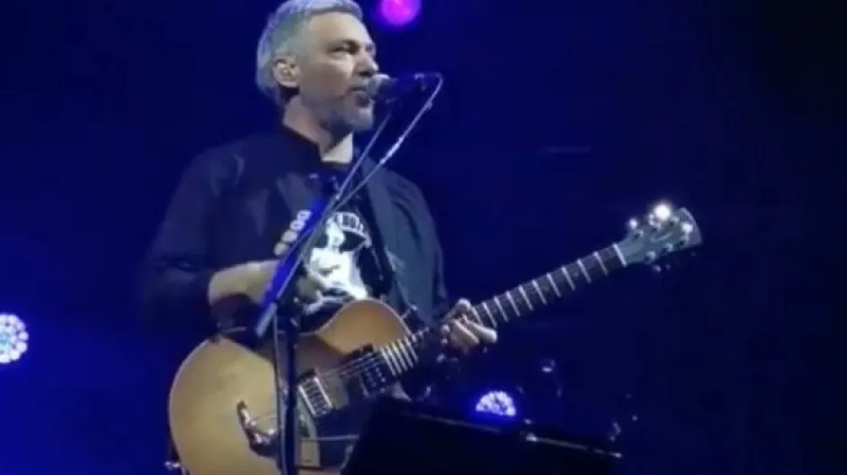 Αλκίνοος Ιωαννίδης: «Έρχομαι από τη λάσπη και τη χώρα που ξαναψηφίζουμε, δεκαετίες τώρα, όσους μας ρημάζουν»