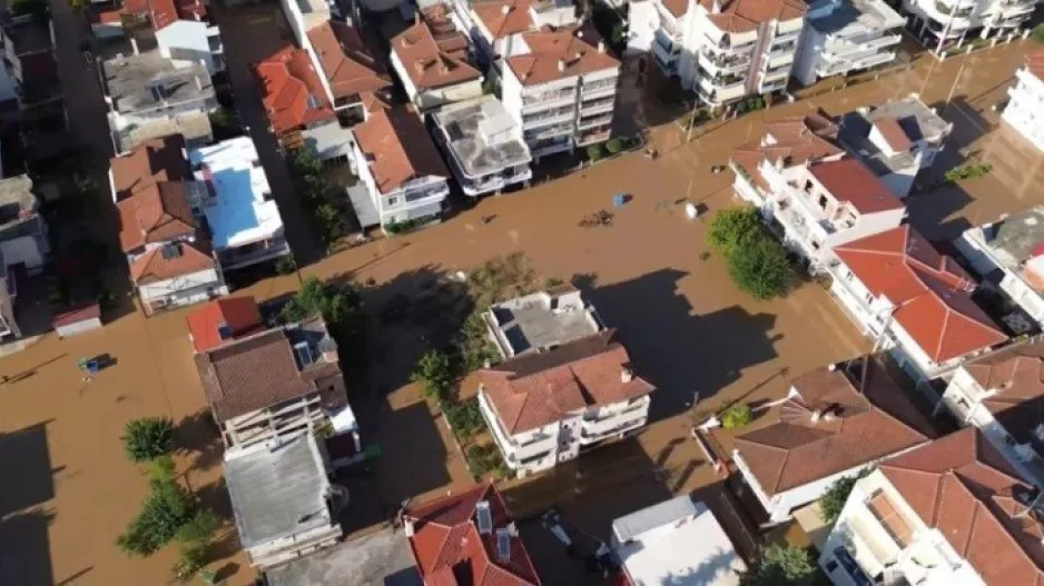 Συγκλονιστικό βίντεο: Απόκοσμο τοπίο η Λάρισα μετά τις πλημμύρες