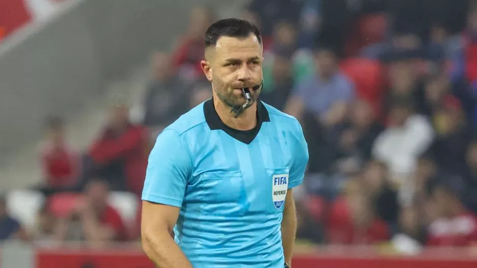 Μας... σφυρίζουν οι Balázs