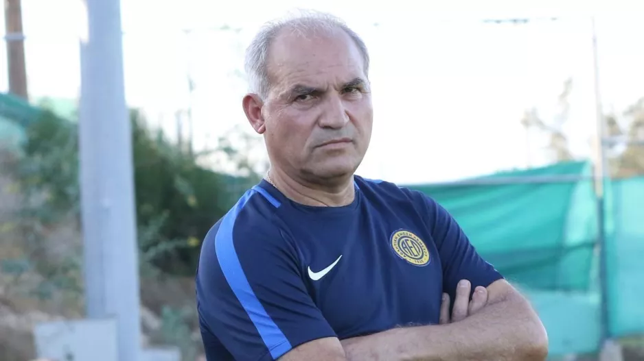 ΑΕΛ/Ανακοίνωσε Παύλο Σάββα