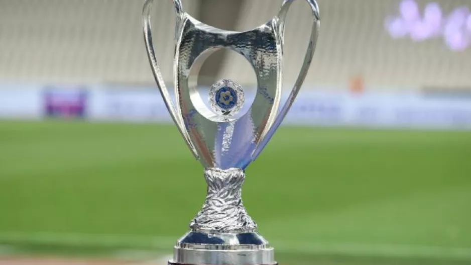Σέντρα στα παιχνίδια της 3ης φάσης