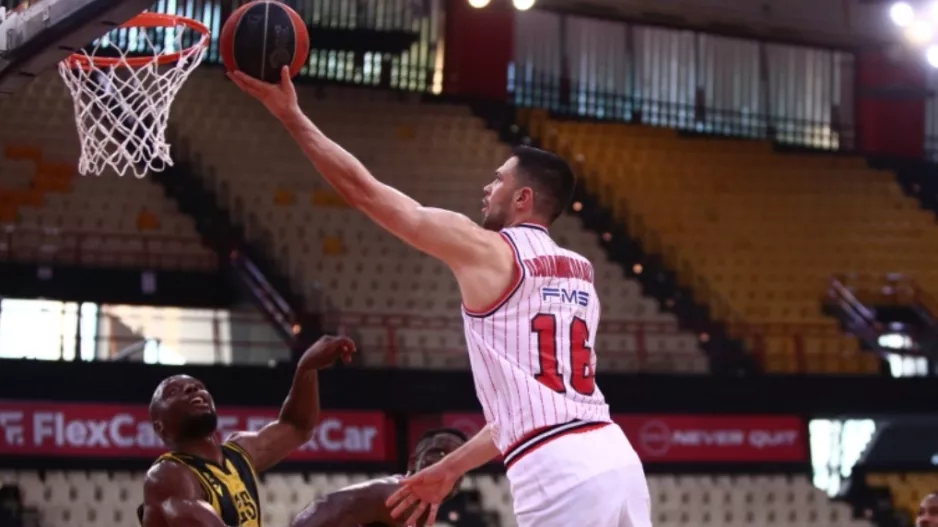 Ολυμπιακός - ΑΕΚ 79-71: Κόπιασε, αλλά... καθάρισε στο τέλος