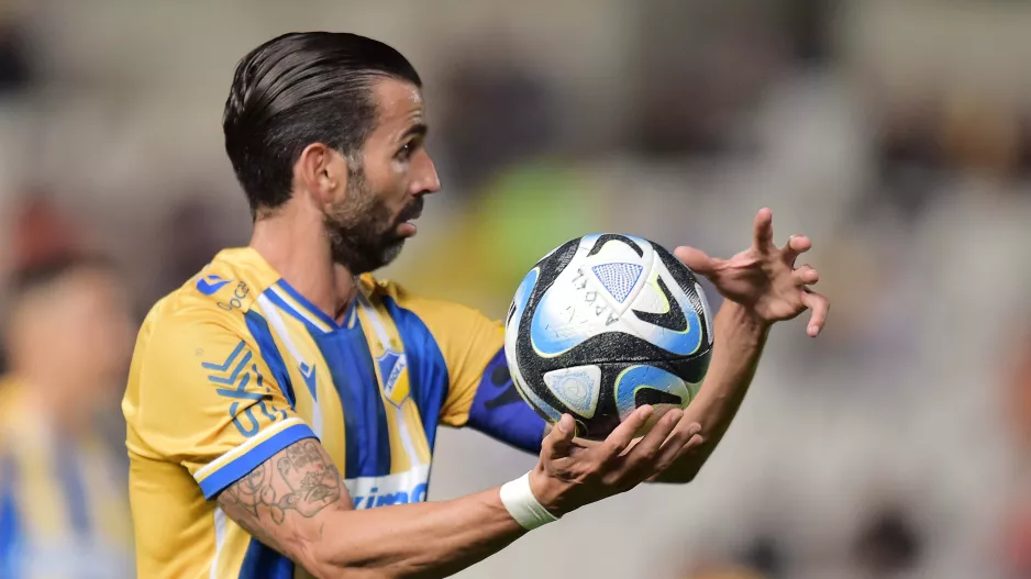 Master of the ball!