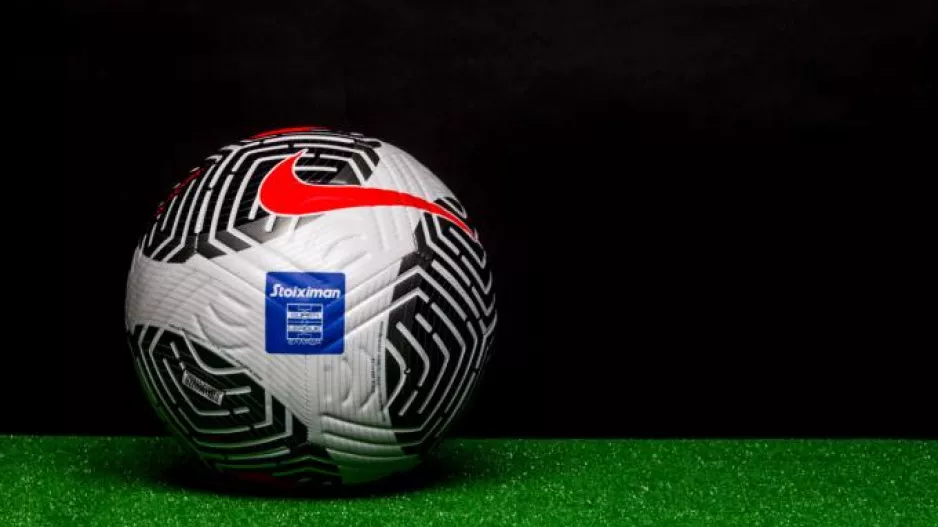 Super League, στροφή...8/Αρχή σήμερα, φινάλε με "αιώνιο"
