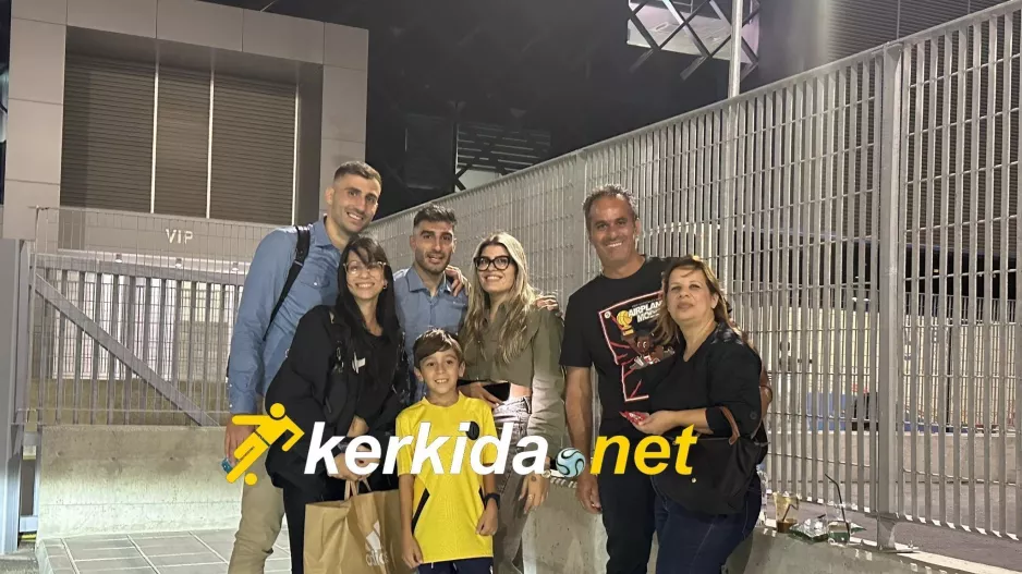 Σωτηρίου - Παπαφώτης: Οικογενειακή φωτογραφία μετά το τρίποντο