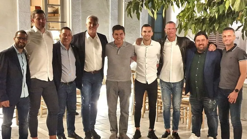 Παφίτικο τραπέζι στους Σλοβάκους της Zilina (φώτος)