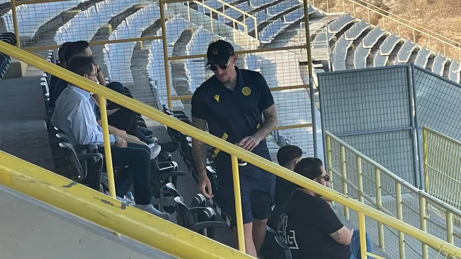 Στην εξέδρα και αγώνα δρόμου για Ντέγοεστ