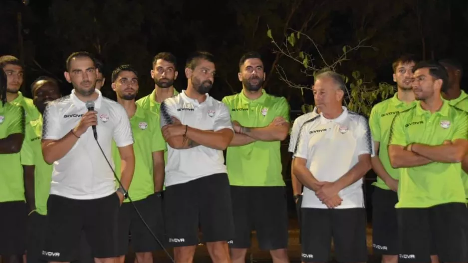 Ανακοίνωσε το "διαζύγιο"