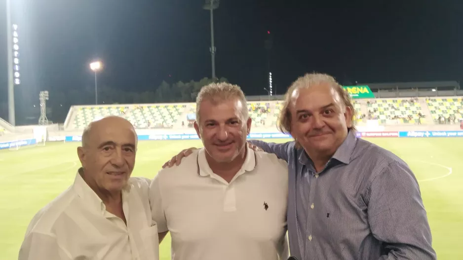 “Όλοι εμείς εκεί… οι παίκτες πουθενά” 