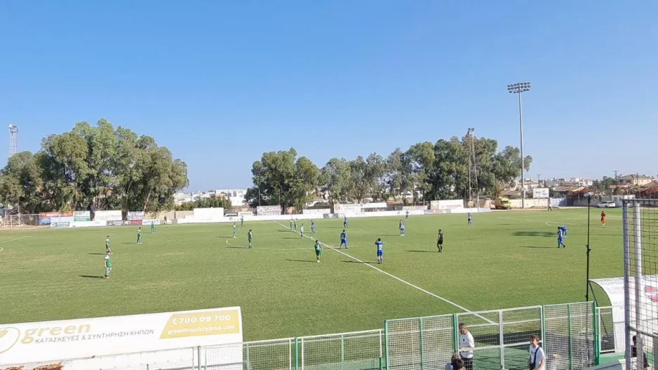 Ήττα για Δερύνεια και νέα δεδομένα στην πάνω ζώνη