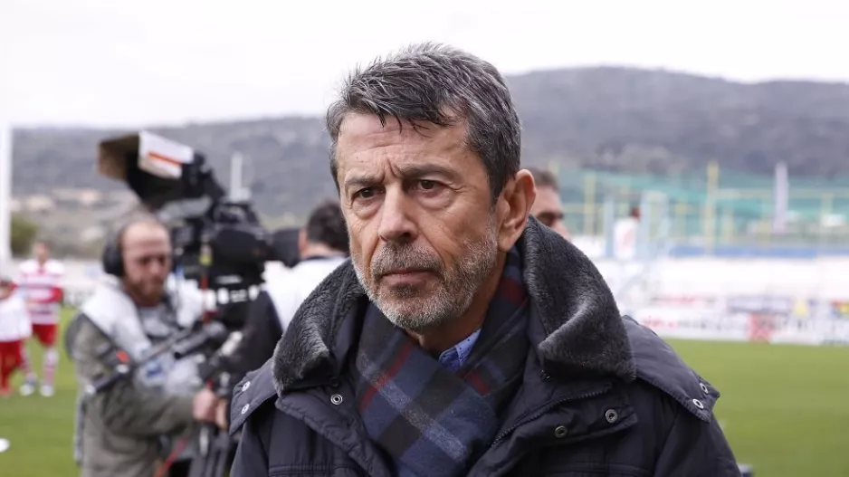 Επιστρέφει στους πάγκους ο Πετράκης 