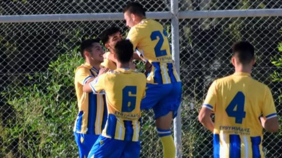 5η αγωνιστική Κ19/Γαλαζοκίτρινο το "Αιώνιο"