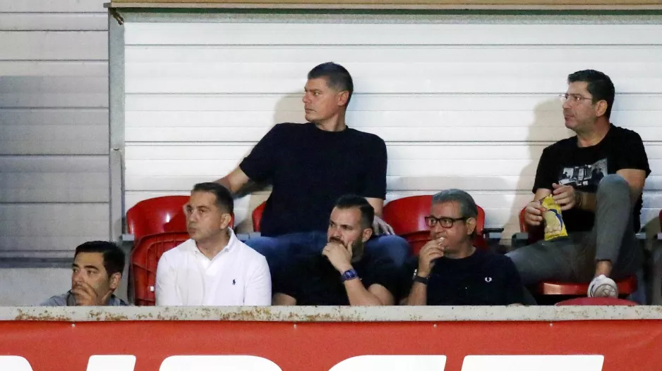 Προεδρικό... box (Απόλλων)