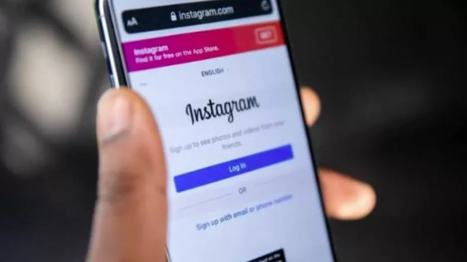 Σάλος με Facebook και Instagram: Γιατί 40 Πολιτείες στις ΗΠΑ κάνουν μαζική προσφυγή