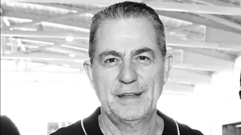 Πορτοκαλί για Ρένο...
