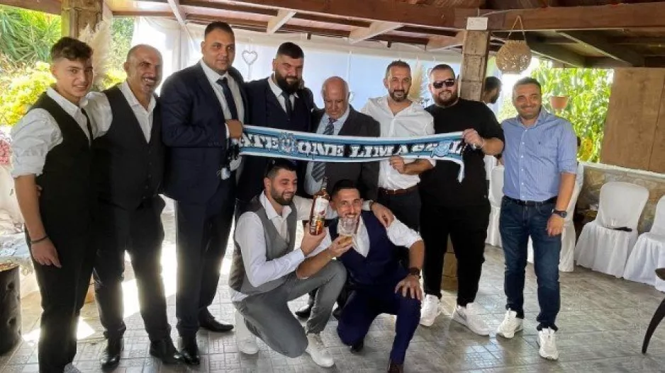 Γάμος... Απόλλων!