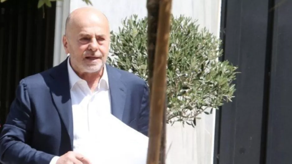 Αλαφούζος: «Ο Ολυμπιακός είναι το κακομαθημένο παιδί του ελληνικού ποδοσφαίρου»