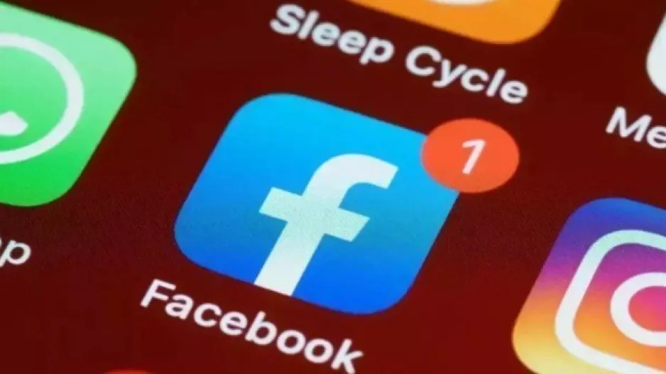 Με 10 ευρώ θα μπορείτε να μπαίνετε σε Facebook και Instagram χωρίς διαφημίσεις