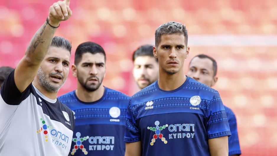 Απουσιάζουν από τις κλήσεις Πιέρος, Λαϊφης, Ρομπέρζ και Τζιωνής