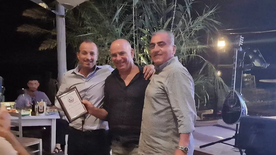Ευχαριστίες σε οικογένεια Καρά 