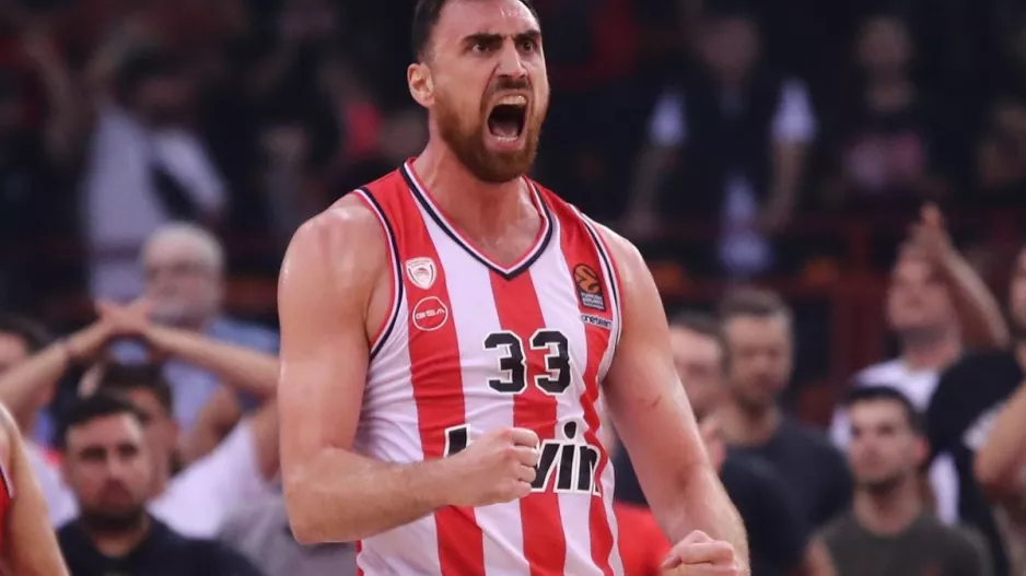 Ο Μιλουτίνοβ αναδείχθηκε MVP της 4ης αγωνιστικής