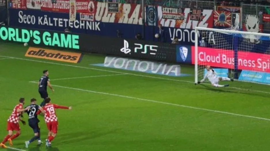 Bundesliga: Θρίλερ χωρίς νικητή στο «Βονόβια»