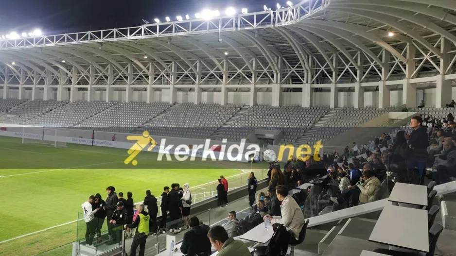 Και στο φεγγάρι να παίζαμε...!