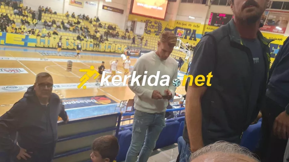 Στο "Νίκος Σολομωνίδης" ο Κόσκελα και οι παίκτες του