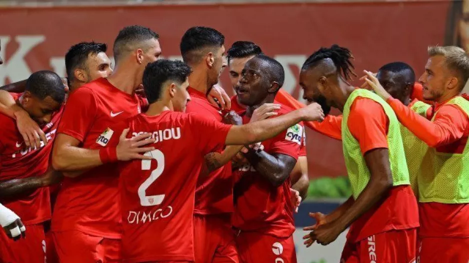 Νέα Σαλαμίνα - Δόξα: "Καθάρισε" με αριθμητικό πλεονέκτημα!