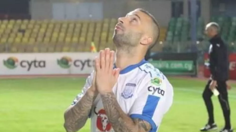 ΔΕΝ θα ξεχάσει.../Φώτης 