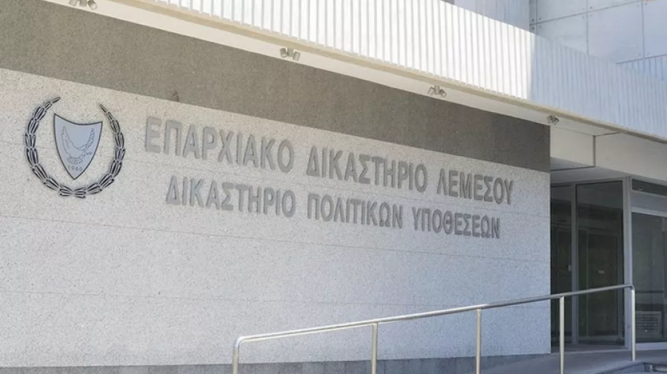 Οπαδικό επεισόδιο στη Λεμεσό/ ΟΧΙ από το Δικαστήριο για εντάλματα σύλληψης! (Εξετάζεται κλείσιμο των ΣΥ.ΦΙ)