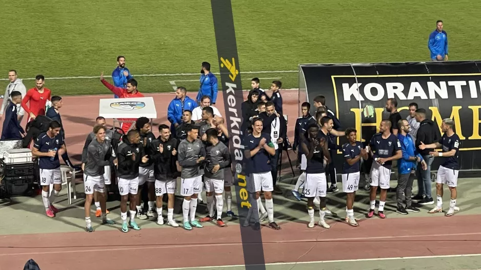 (ΒΙΝΤΕΟ Kerkida) Το... πάρτι μπροστά στην κεντρική
