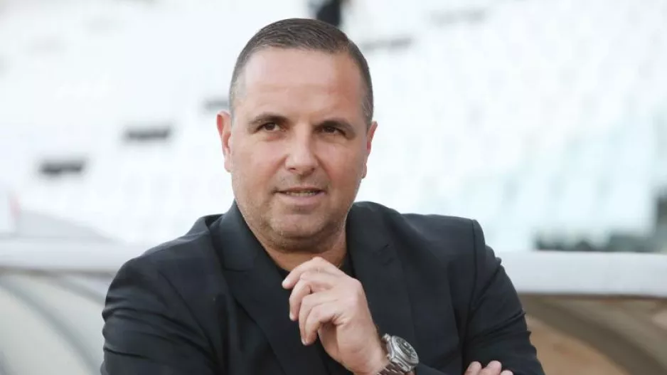 Το... παρελθόν/Ραν Μπεν Σιμόν 