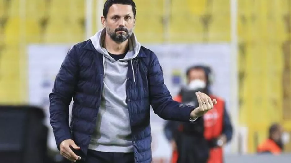 «Δεν μπορούμε να πάρουμε τον Μπακασέτα, είναι ακριβός για την Κάρντιφ»